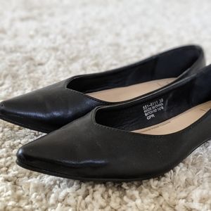 Bata Pointed Flats Size 38